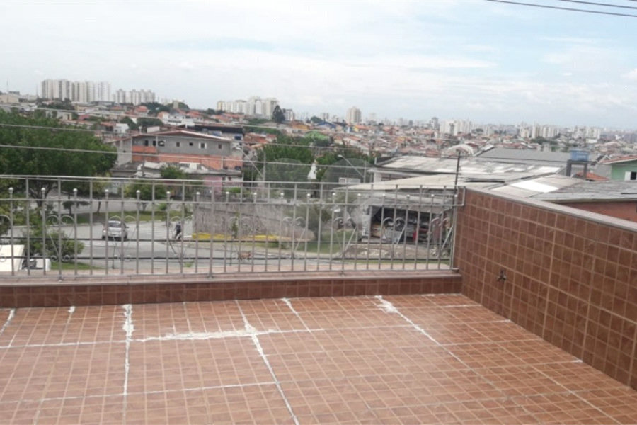Sobrado à venda com 3 quartos, sendo 1 suíte, em Parque Continental I, Guarulhos, SP