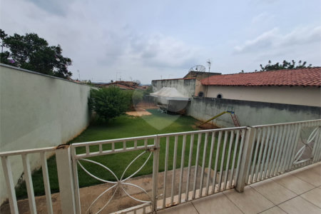 Casa à venda com 3 quartos, sendo 1 suíte,  em Éden, Sorocaba, SP