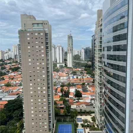 Apartamento à venda com 2 suítes em Cidade Monções, São Paulo, SP