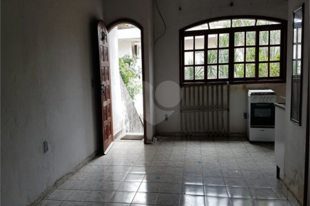 Sobrado à venda com 3 quartos, sendo 2 suítes, em Brooklin, São Paulo, SP