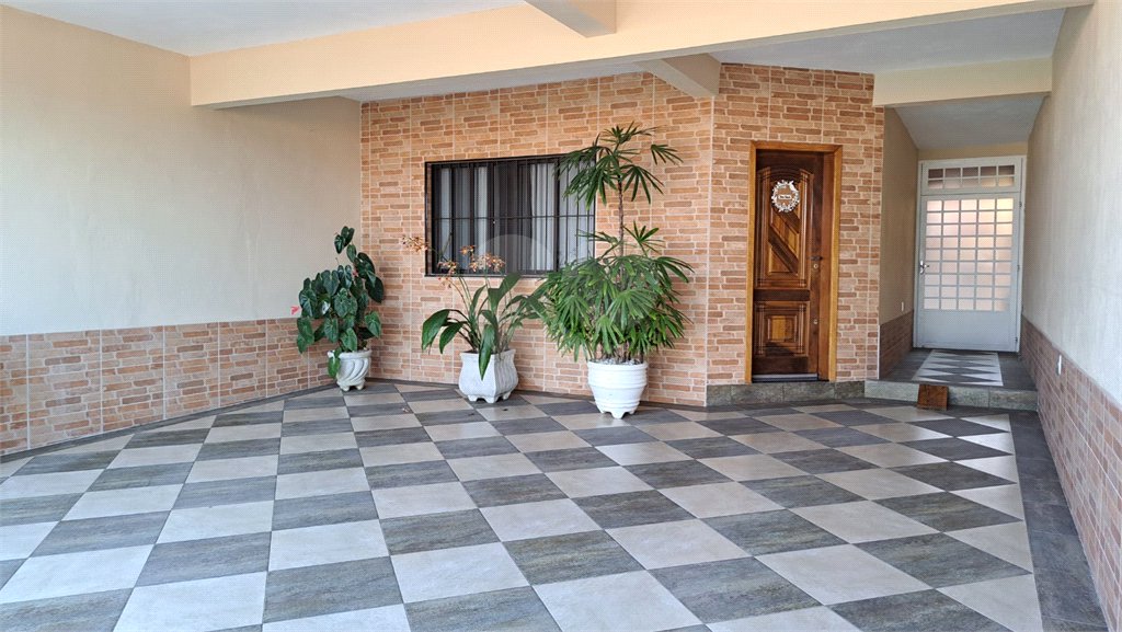 Casa à venda com 3 quartos, sendo 1 suíte,  em Jardim Universo, Mogi das Cruzes, SP