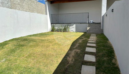 Casa à venda com 2 quartos, sendo 1 suíte,  em Jardim Nova Suiça, Piracaia, SP