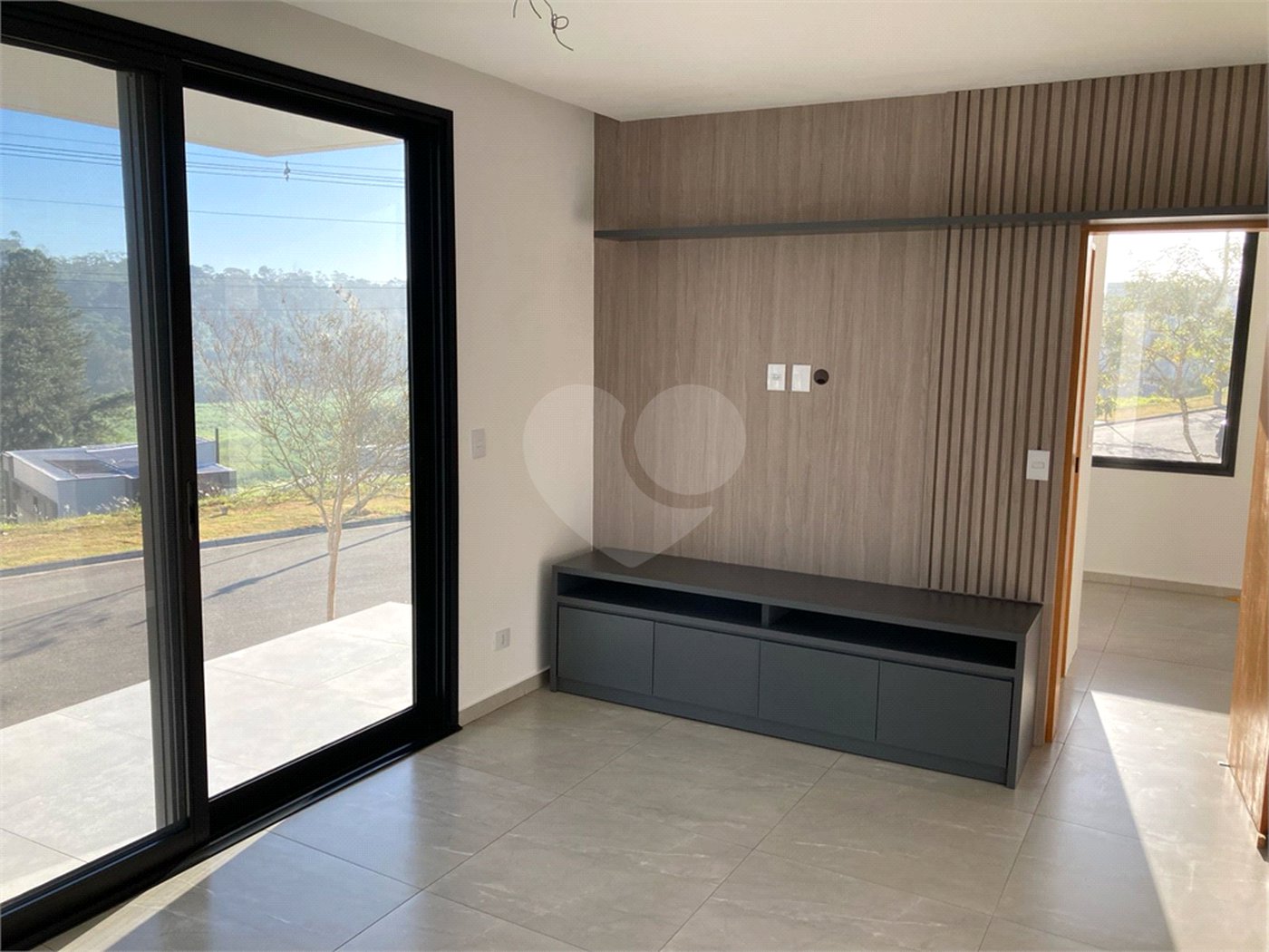 Casa à venda com 4 quartos, sendo 3 suítes,  no condomínio Reserva Granja Anita, Mogi das Cruzes - SP