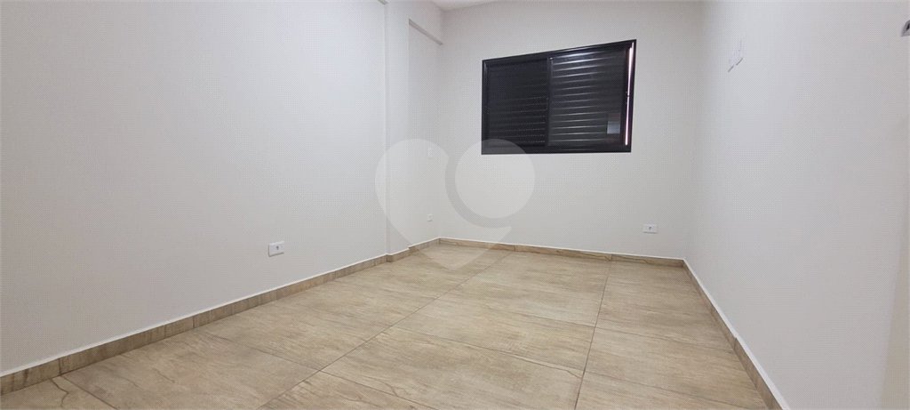 Apartamento para alugar com 2 quartos, sendo 1 suíte, em Jardim Carambeí, São Roque, SP