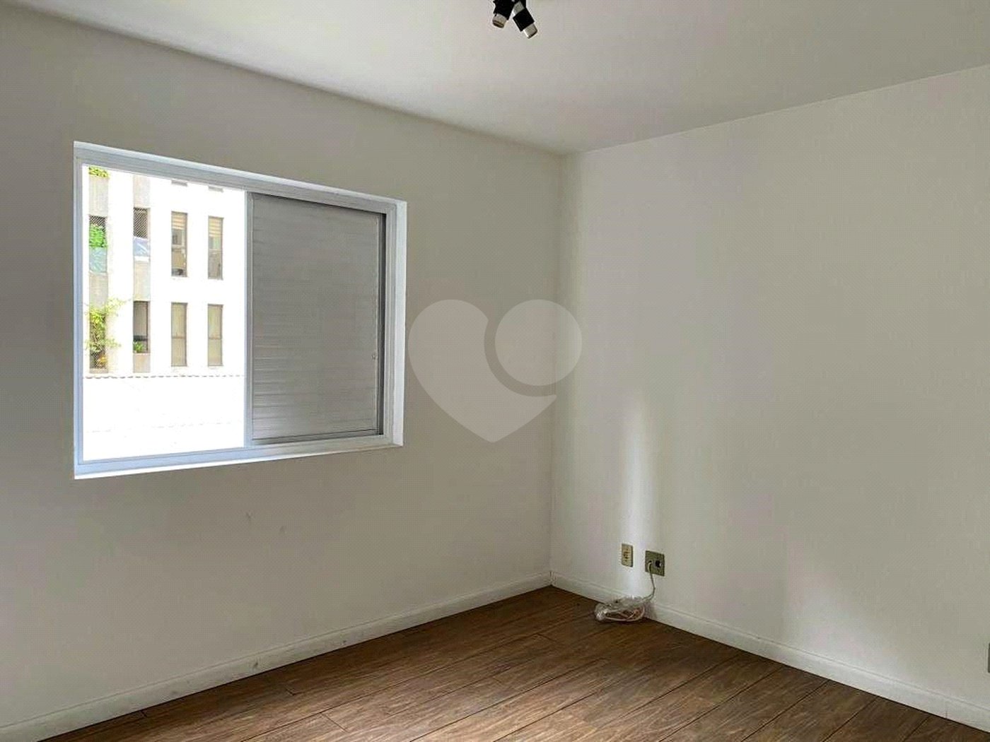 Apartamento para alugar com 3 quartos, sendo 1 suíte,  em Paraíso, São Paulo, SP
