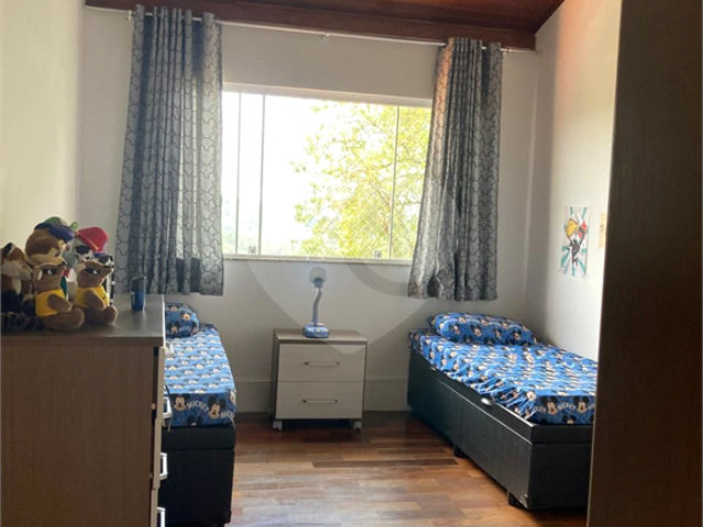 Casa à venda com 3 quartos, sendo 2 suítes,  em Roseira, Mairiporã, SP