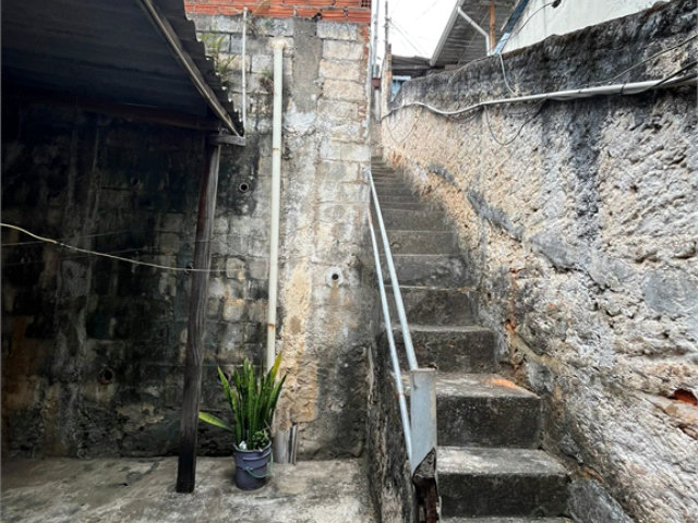 Casa à venda com 2 quartos em Santa Terezinha, São Paulo, SP