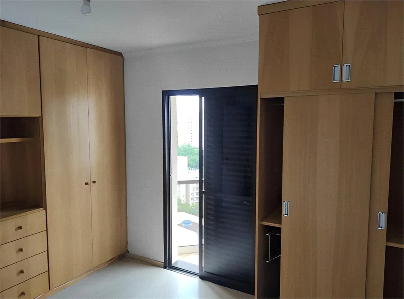 Apartamento à venda com 4 quartos, sendo 3 suítes, em PANAMBY, São Paulo, SP