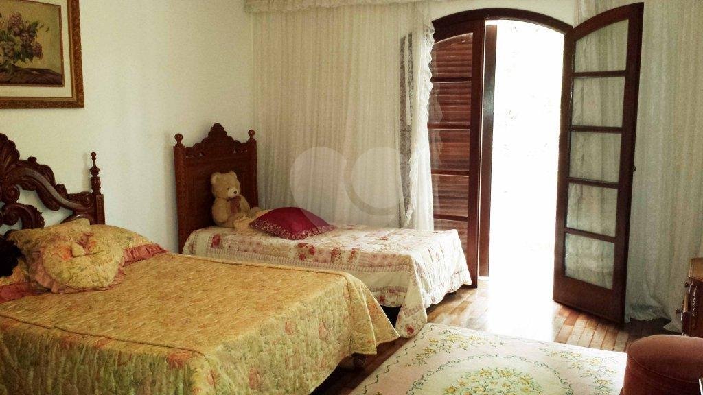 Sobrado à venda com 3 quartos, sendo 2 suítes, em Jardim Marajoara, São Paulo, SP