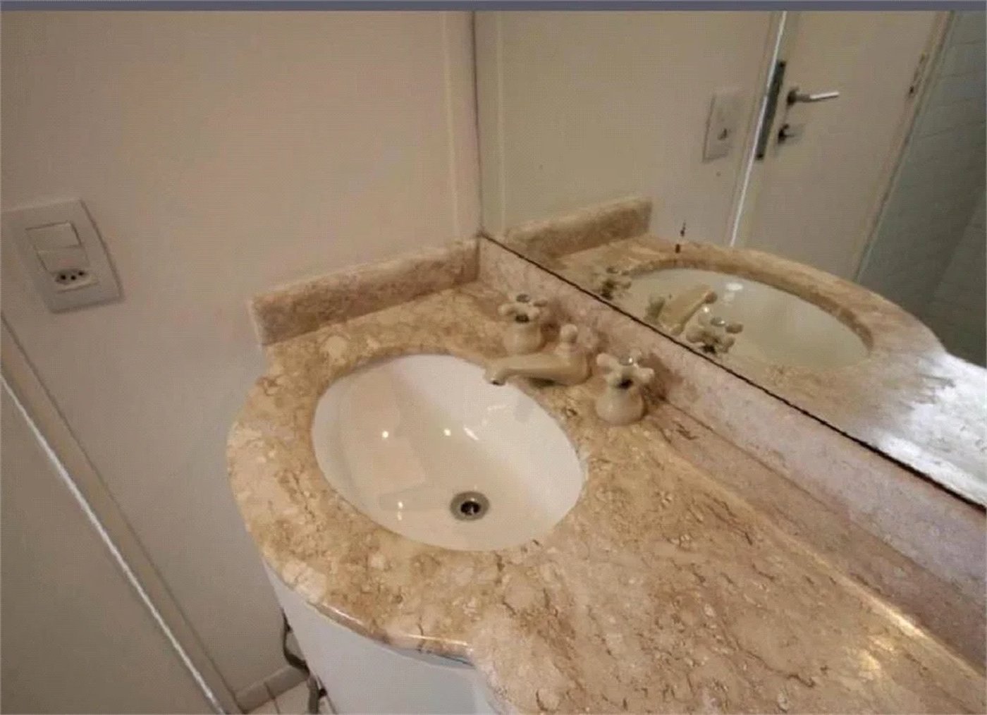 Apartamento à venda com 3 quartos, sendo 1 suíte,  em Jardim Ampliação, São Paulo, SP