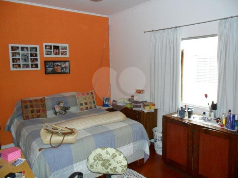 Sobrado à venda com 4 quartos, sendo 1 suíte, em Santana, São Paulo, SP