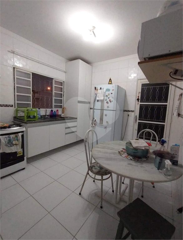 Casa à venda com 3 quartos, sendo 1 suíte, em Vila Capuava, Valinhos, SP