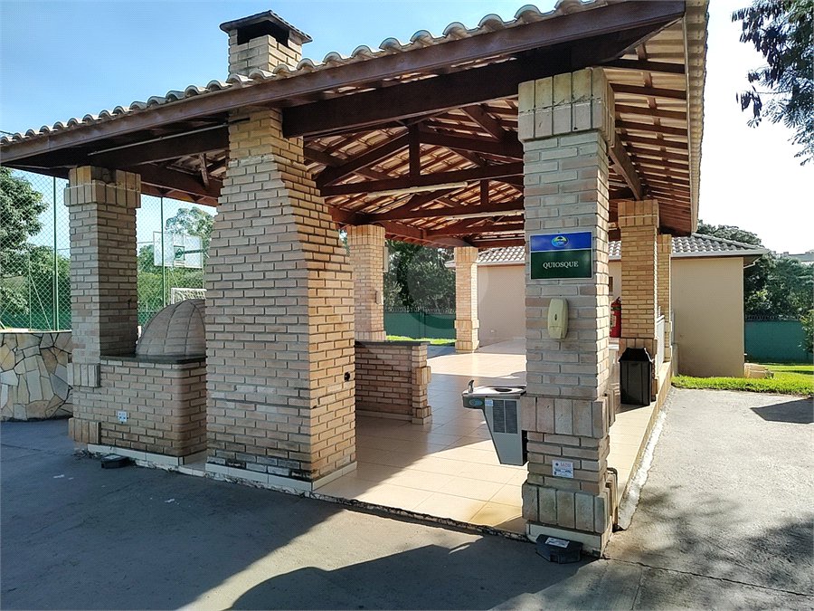 Casa à venda com 3 suítes no condomínio Campos do Conde I e II, Sorocaba - SP