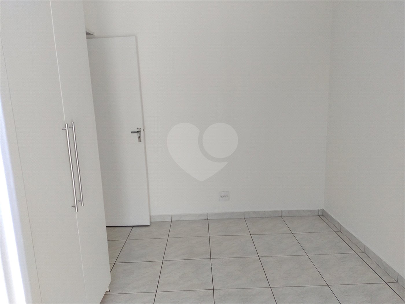 Casa à venda com 3 quartos, sendo 1 suíte,  em Vila Cordeiro, São Paulo, SP