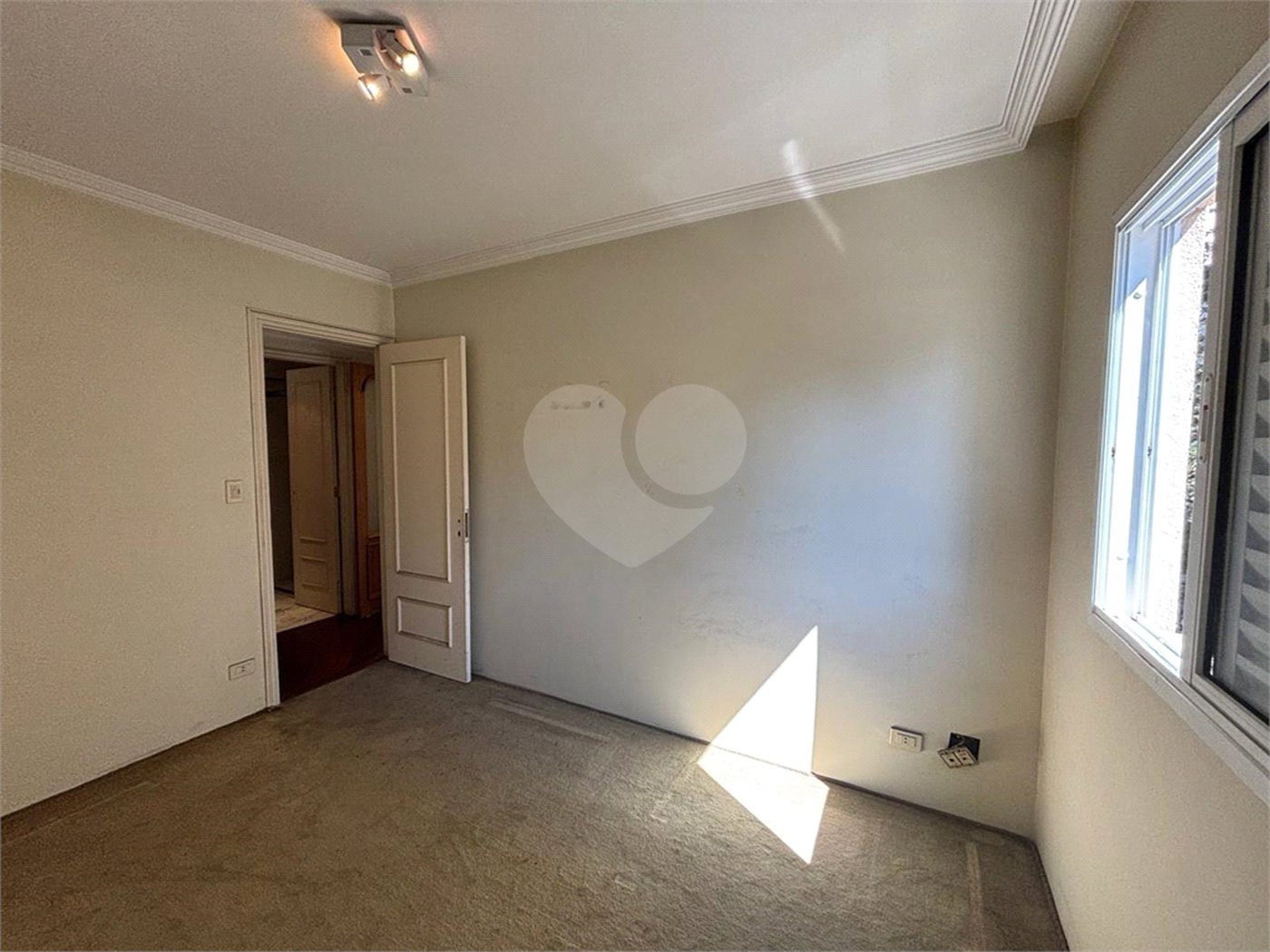 Apartamento à venda com 2 quartos em Vila Olímpia, São Paulo, SP