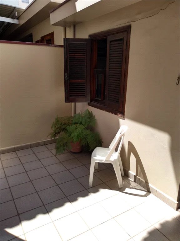 Casa à venda com 4 quartos, sendo 1 suíte,  em Alto da Lapa, São Paulo, SP