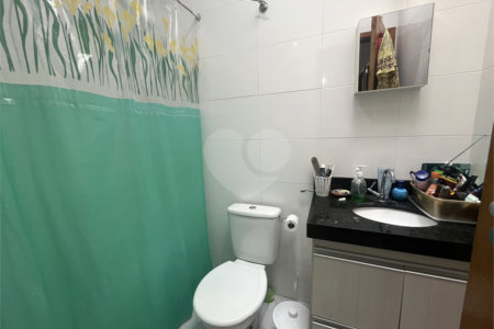 Casa à venda com 3 quartos, sendo 1 suíte,  no condomínio Capigaí, São Paulo - SP