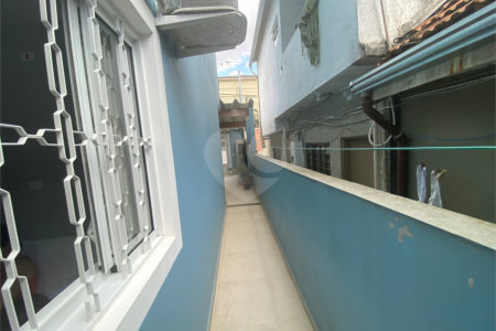 Sobrado à venda com 3 quartos em Parada Inglesa, São Paulo, SP
