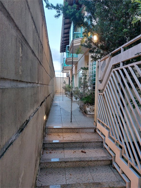 Casa à venda com 2 suítes no condomínio Villa Dell Victor, São Paulo - SP