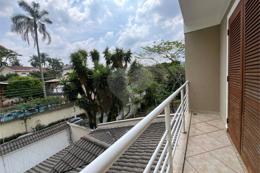 Sobrado à venda com 4 suítes em Jardim Floresta, São Paulo, SP