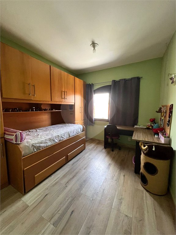 Sobrado à venda com 3 quartos, sendo 1 suíte, em Vila Paulicéia, São Paulo, SP