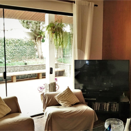 Casa Térrea à venda com 4 quartos, sendo 1 suíte, em Butantã, São Paulo, SP