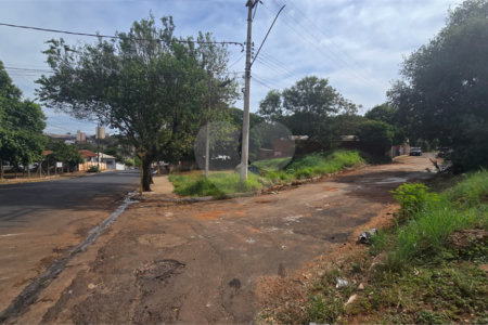 Terreno à venda no Centro, Ibitinga, SP