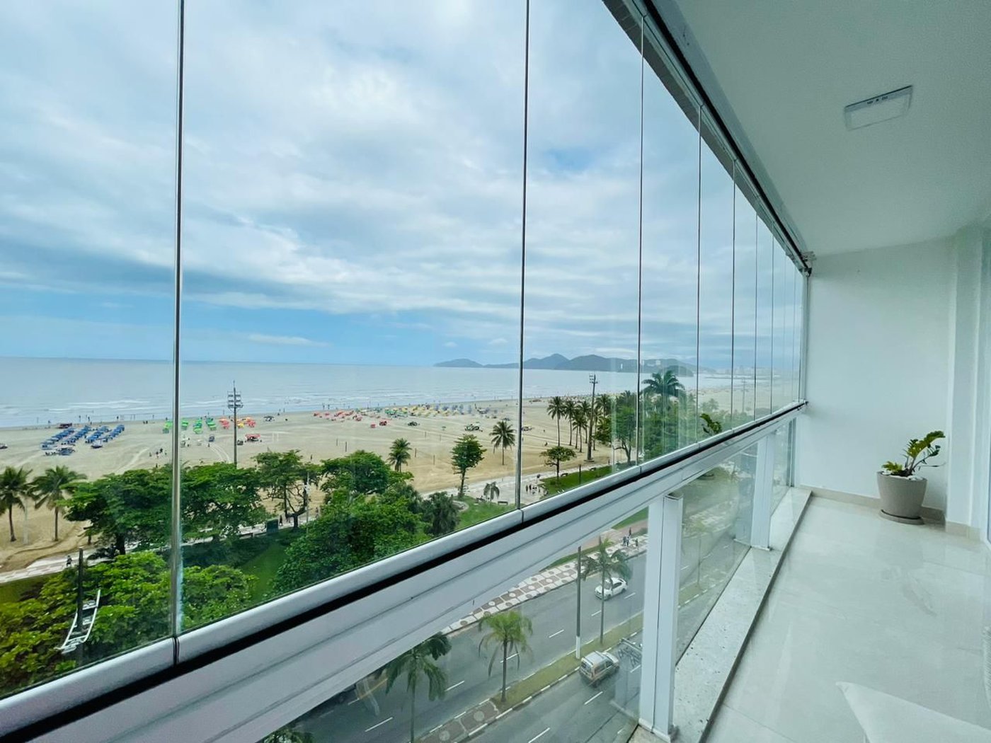 Apartamento com 3 dormitórios à venda, 127 m² por R$ 2.550.000,00 - Gonzaga - Santos/SP