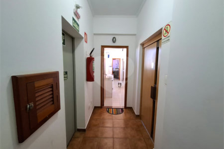 Apartamento à venda com 3 quartos, sendo 1 suíte, no Centro, Araraquara, SP