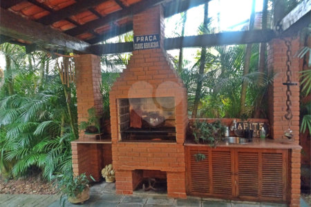 Casa à venda com 4 quartos, sendo 2 suítes,  em Morumbi, São Paulo, SP
