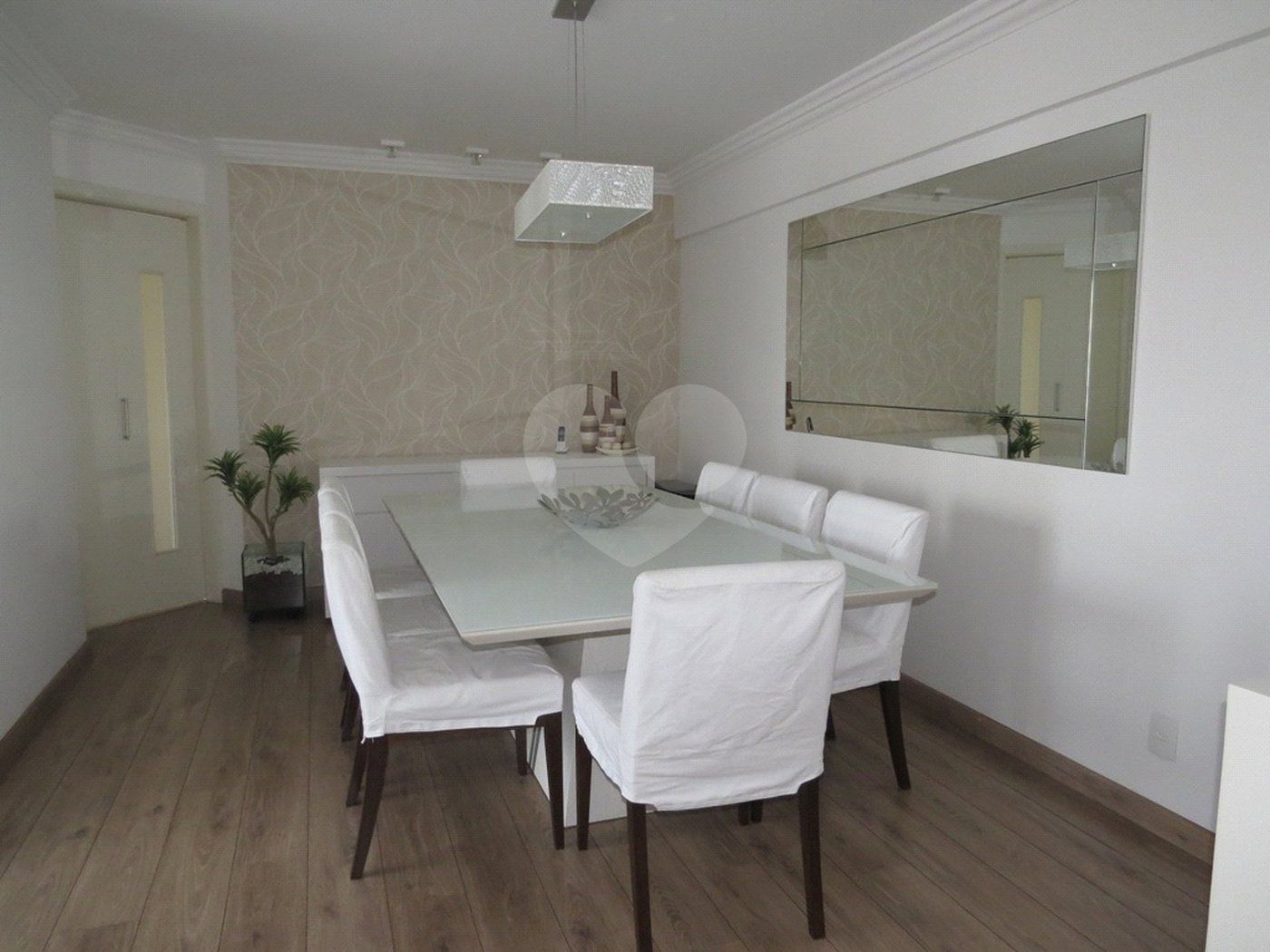 Apartamento à venda com 3 quartos, sendo 1 suíte, em Tatuapé, São Paulo, SP