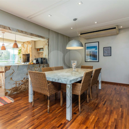 Apartamento à venda com 3 suítes em Vila Cordeiro, São Paulo, SP