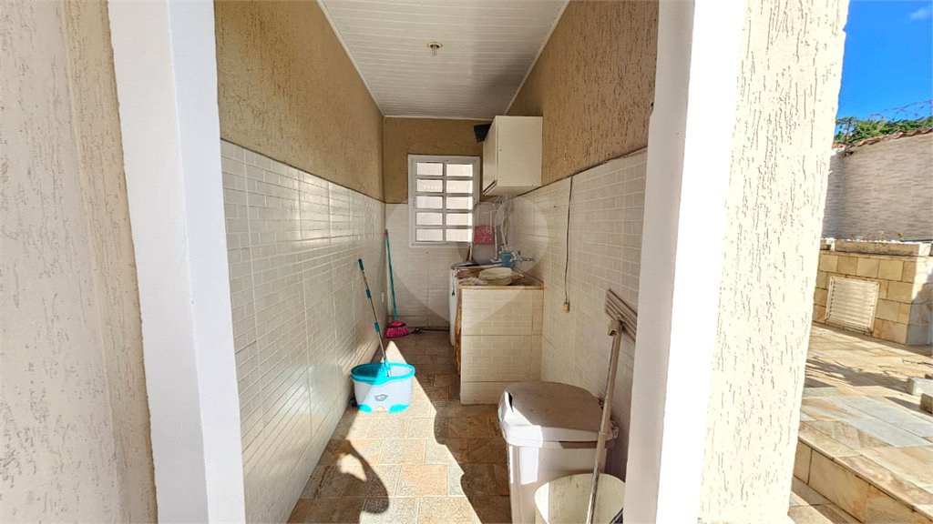 Casa à venda com 5 quartos, sendo 3 suítes,  no condomínio Colinas do Magarça, Rio de Janeiro - RJ