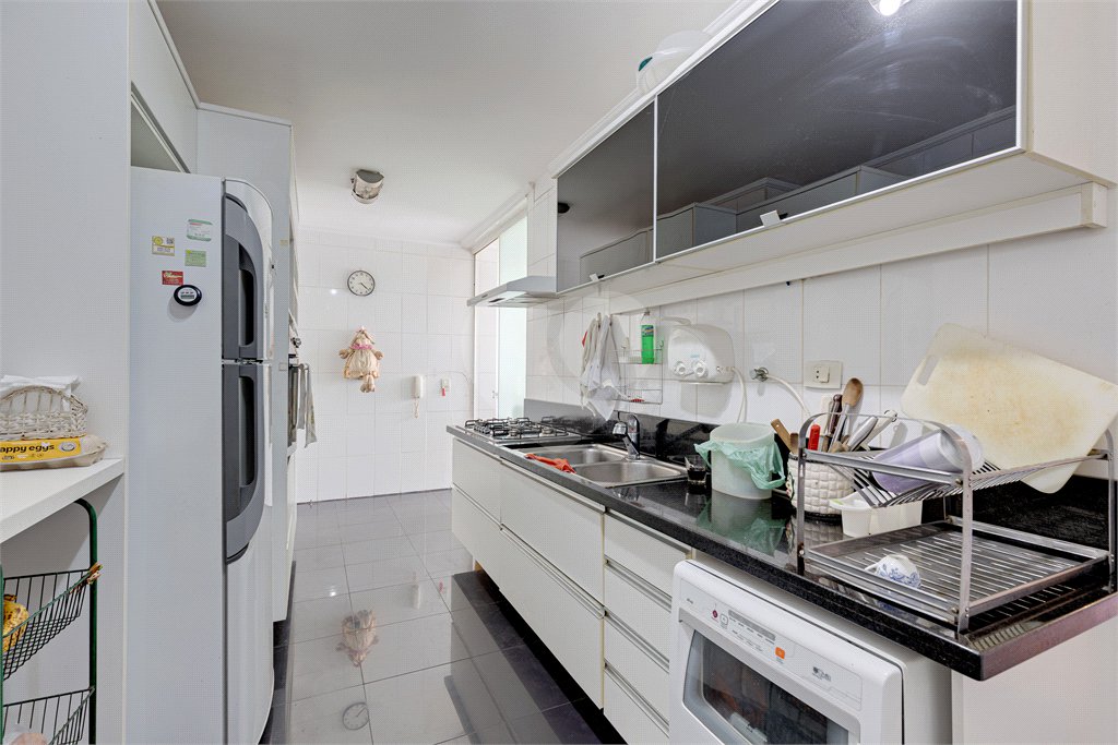 Apartamento à venda com 2 quartos, sendo 1 suíte, em Alto da Boa Vista, São Paulo, SP