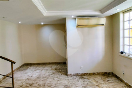 Casa de Vila à venda com 3 quartos, sendo 2 suítes, no condomínio Conjunto Archer José Higino, Rio de Janeiro - RJ