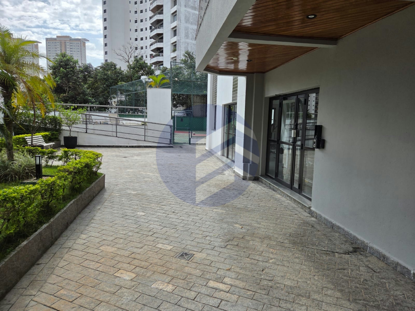 Apartamento à venda com 3 quartos, sendo 1 suíte, em Vila Andrade, São Paulo - SP