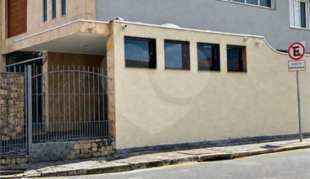 Sobrado à venda com 3 quartos, sendo 1 suíte,  em Jardim do Mar, São Bernardo do Campo, SP
