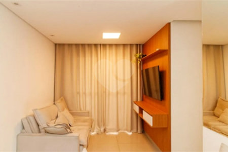 Apartamento à venda com 3 quartos, sendo 1 suíte,  em Vila Medeiros, São Paulo, SP
