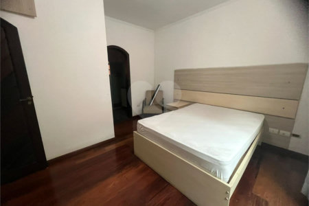 Sobrado à venda ou para alugar com 3 quartos, sendo 2 suítes,  em Arujázinho Iv, Arujá, SP