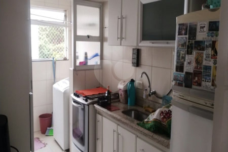 Apartamento com 67m², 3 quartos, garagem, à venda no Jardim Marajoara.