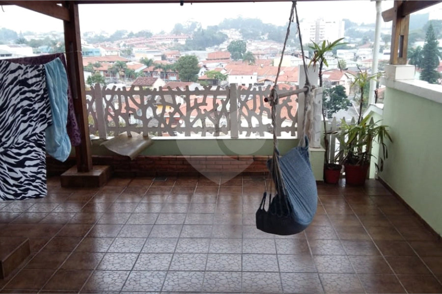 Sobrado à venda com 4 suítes em Tremembé, São Paulo, SP
