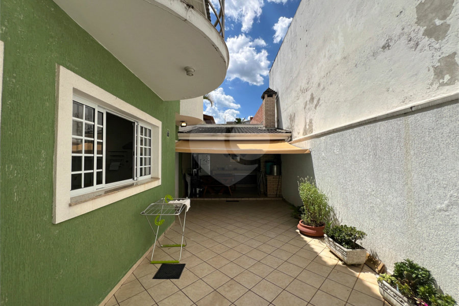 Sobrado à venda com 4 suítes em Tremembé, São Paulo, SP