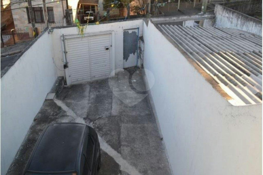 Sobrado à venda com 2 quartos em Vila Nivi, São Paulo, SP