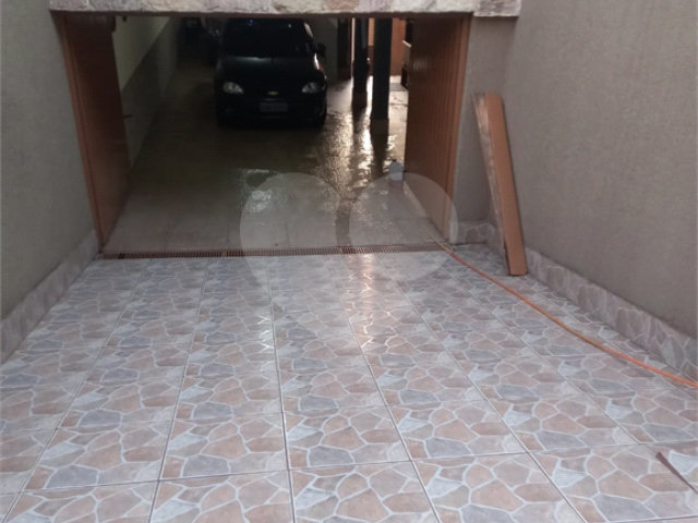 Sobrado à venda com 3 quartos em Jardim Peri, São Paulo, SP
