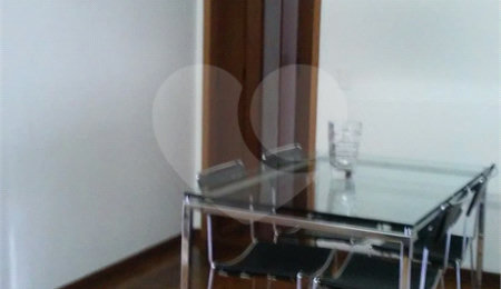 Apartamento à venda com 3 quartos, sendo 1 suíte,  em Jardim Vitória Régia, São Paulo, SP