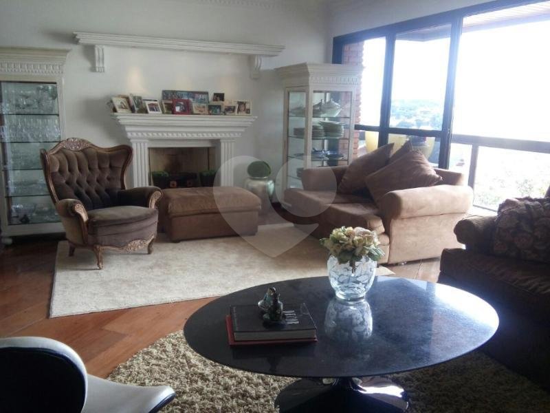 Apartamento à venda com 4 suítes em Jardim Leonor, São Paulo, SP