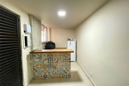 Apartamento com 3 dormitórios à venda, 60 m² por R$ 300.000,00 - Jardim Ana Maria - Guarujá/SP