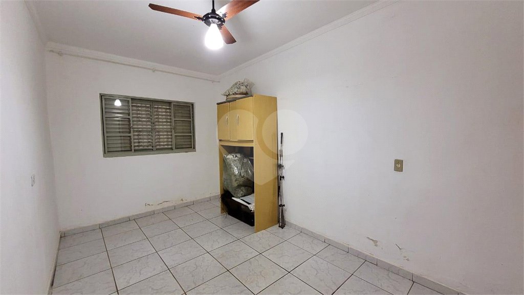 Chácara à venda com 4 quartos, sendo 1 suíte, em Área Rural de Salto, Salto, SP