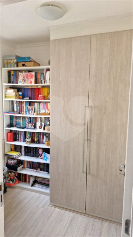 Casa à venda com 3 quartos, sendo 1 suíte,  no condomínio Moradas do Horto, São Paulo - SP