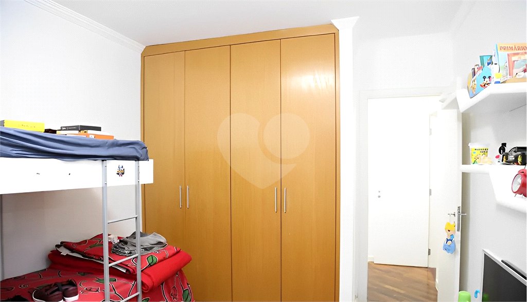 Apartamento à venda com 4 quartos, sendo 3 suítes,  em Real Parque, São Paulo, SP